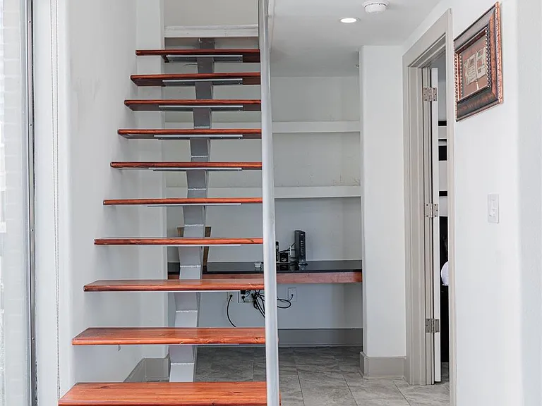 1901 Post Oak Blvd #4102 — Photo 30
