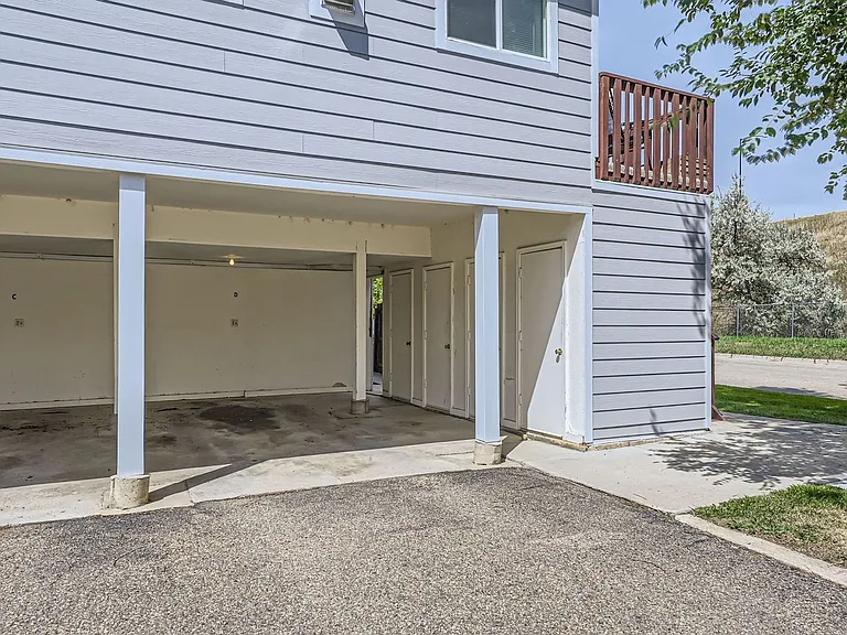 3335 Talisman Ct #D — Photo 15