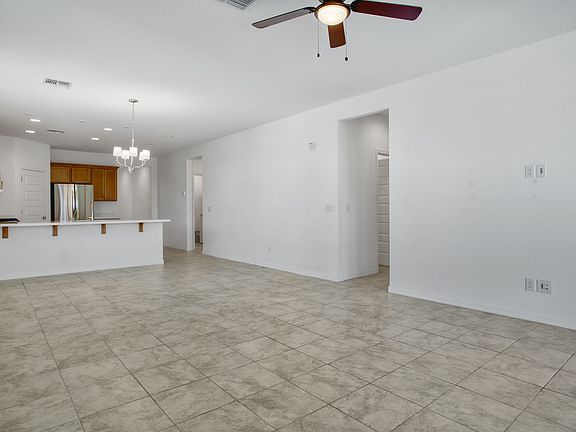 5th image of 8925 W Colter St