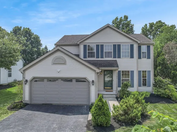 1386 Cottonwood Dr, Lewis Center, OH 43035