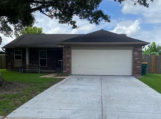 5206 Spring Branch Dr, Pearland, TX 77584