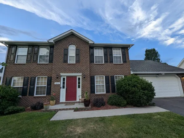515 Windsor Dr NW, Christiansburg, VA 24073