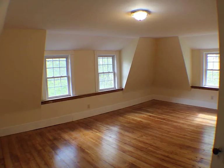 2324 Washington St #3 — Photo 6