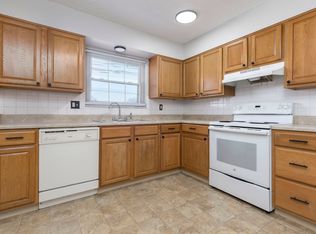 7402 Six Mile Ln #4, Louisville, KY 40220