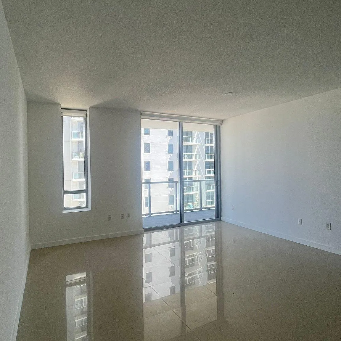 1 bed, 843 sqft, $3,000 — Photo 1
