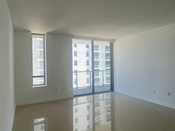 1050 Brickell Ave, Miami, FL