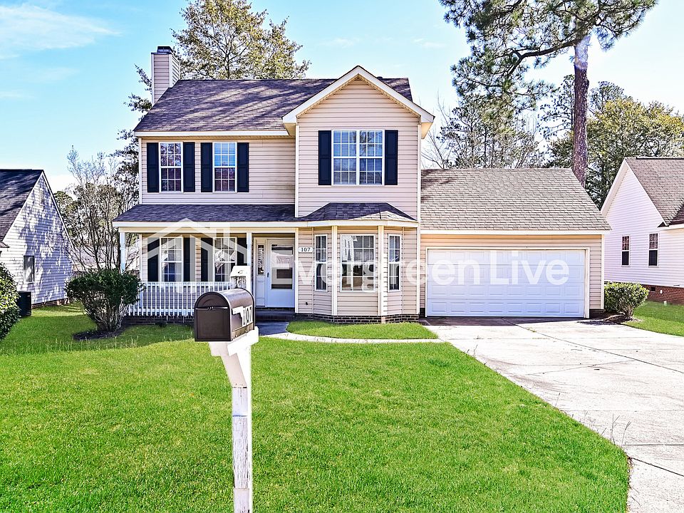 1st image of 107 Upper Glen Dr