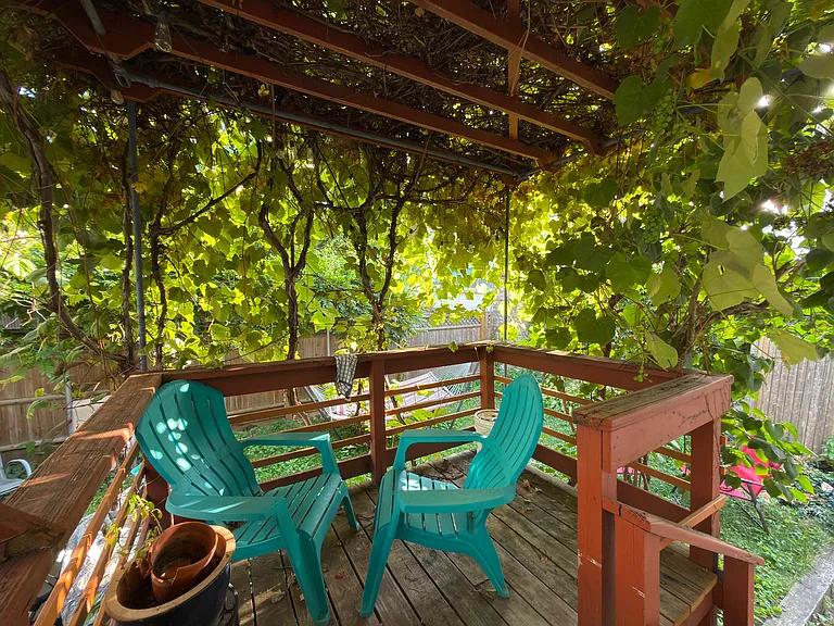 18 Radcliffe Rd #2 — Photo 12
