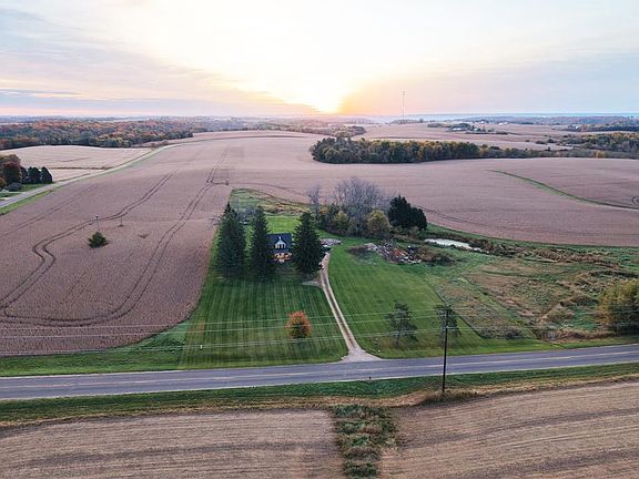 3rd image of 3864 County Road Zz