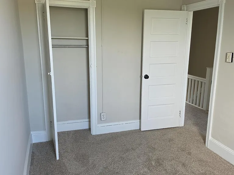 749 Oak St — Photo 10