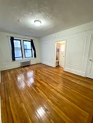 Rented by LRGNY Group, Inc.