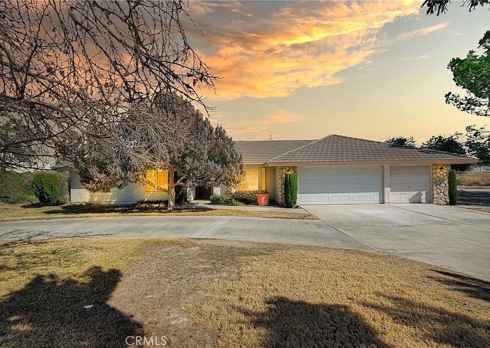 1st image of 15507 Sunny Vista Rd