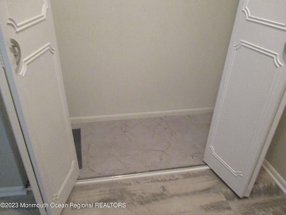 4th image of 255C Jefferson Court
