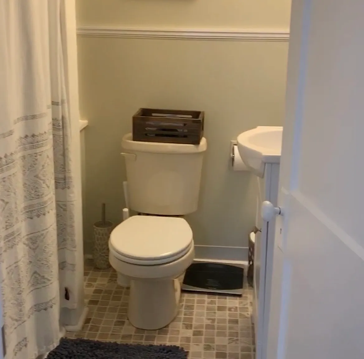 1 bed, $1,100 — Photo 4