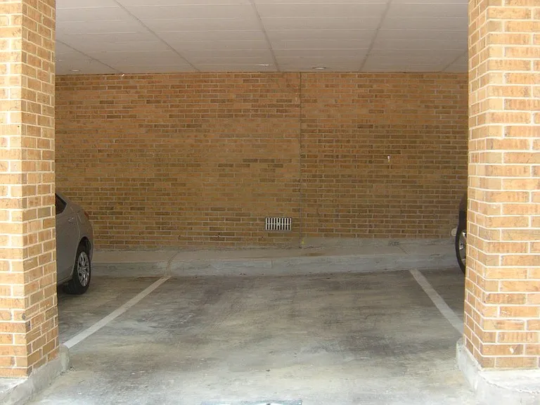 1910 Robbins Pl #210 — Photo 13