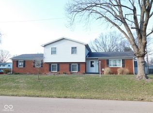 3300 Heritage Rd, Columbus, IN 47203