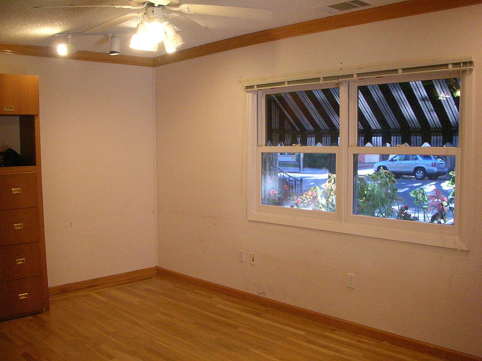 2nd image of 432 D St