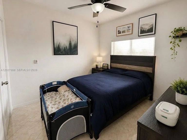 340 E 5th St #202 — Photo 6