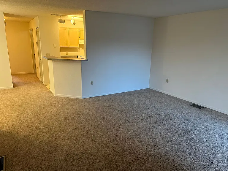 The Parkridge Apartments — Photo 19