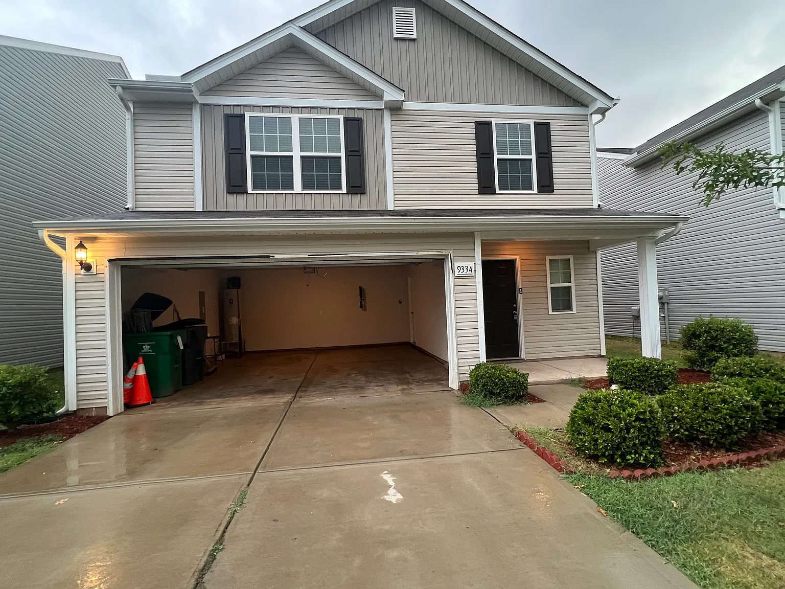4 bed, 2.5 bath, 1995 sqft, $2,450 — Photo 1