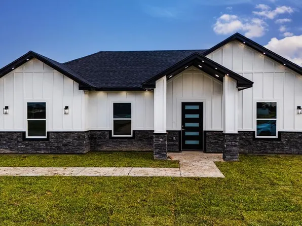 32627 Grecia St, Los Fresnos, TX 78566