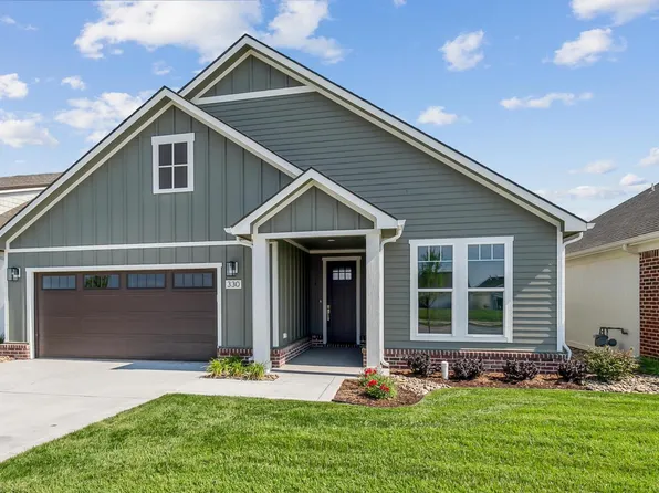 330 W Boxthorn Dr, Andover, KS 67002