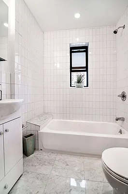 Rented by Compass | media 42