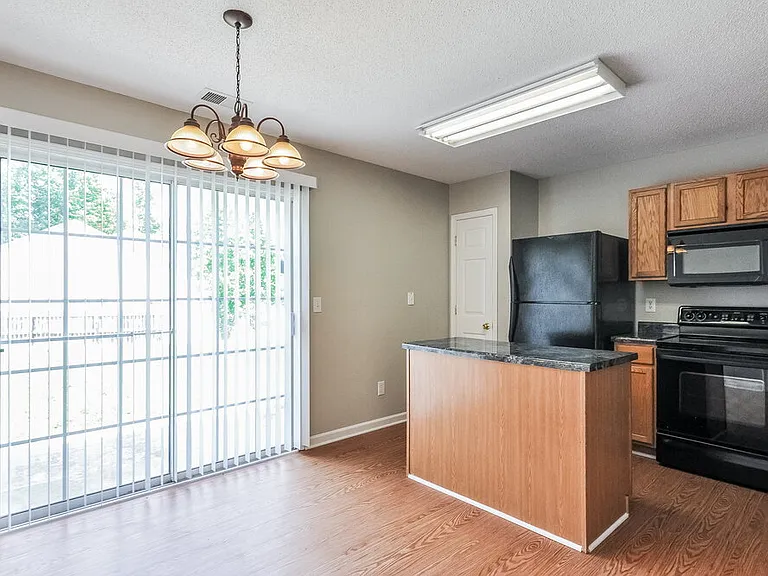5845 Arbaugh Ct — Photo 5