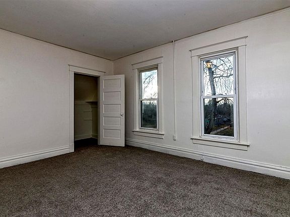4th image of 3002 N Gaylord St