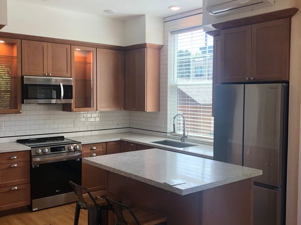 1425 SE 24th Ave #2B