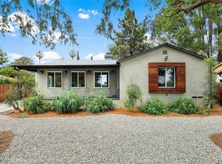 237 E Altadena Dr, Altadena, CA 91001