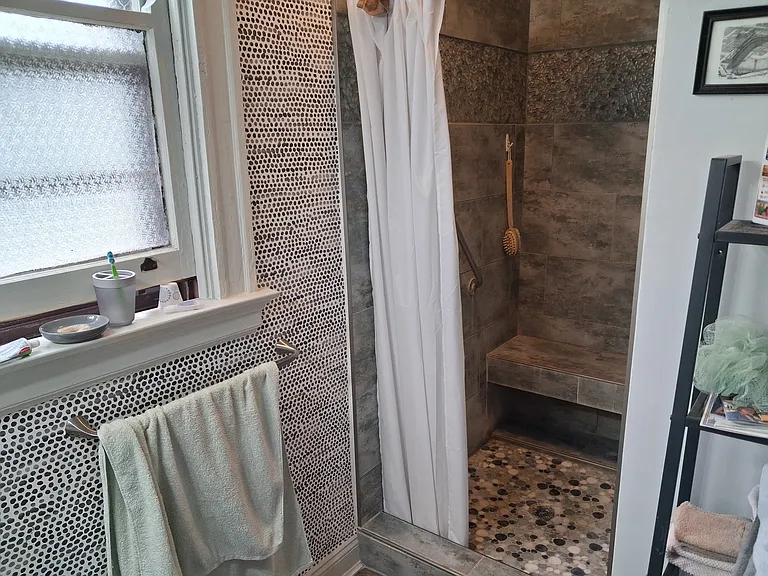 2461 Fairview Ave — Photo 13