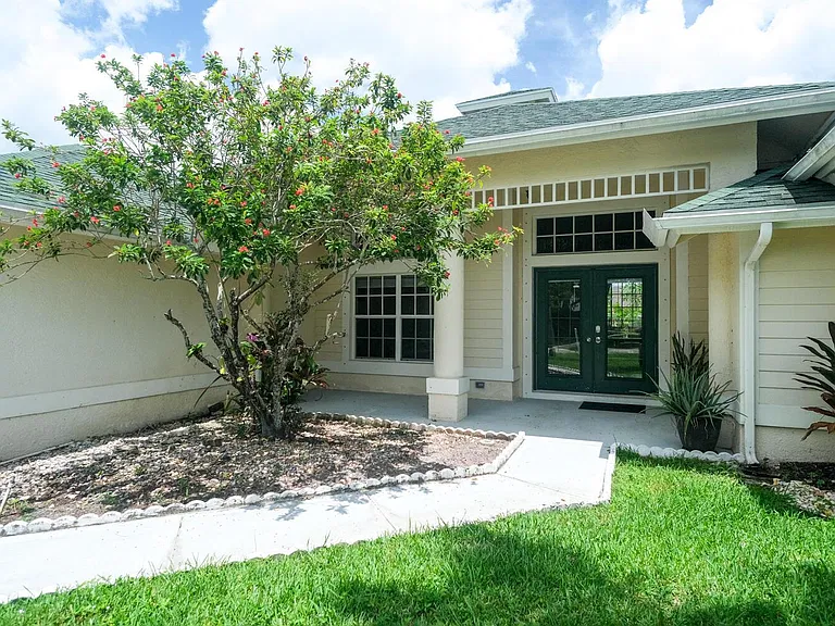 1814 Wisteria St — Photo 33