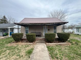 408 SE 7th St, Fairfield, IL