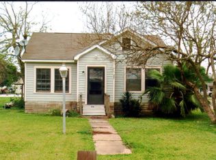 602 W 6th St, Freeport, TX 77541