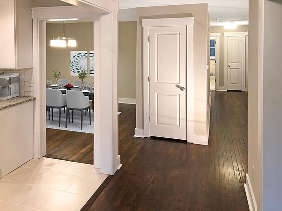 Dining room off of the kitchen. Perfect for entertaining.