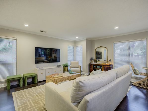 2506 Cranbrook Ln APT 1