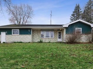 211 N Green St, McHenry, IL 60050