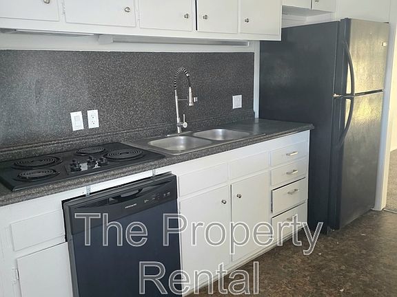 2nd image of 1003 N Grandview Ave