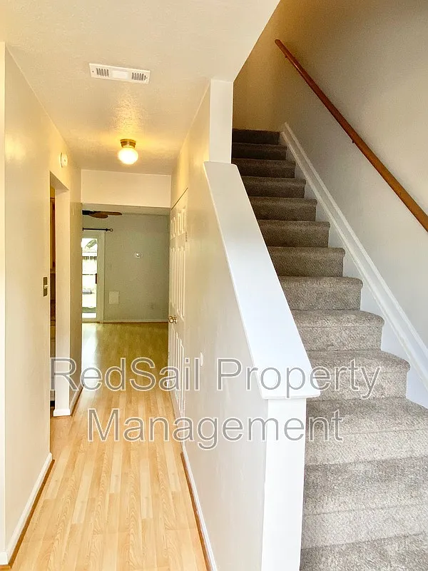 Brookside Haven — Photo 2