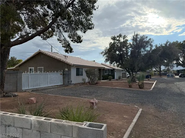 2901 Maverick St, Las Vegas, NV 89108