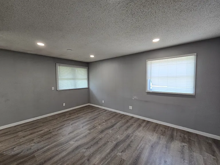 109 Ludland Dr #7 — Photo 5