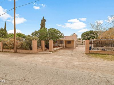 7674 Barton St, El Paso, TX, 79915