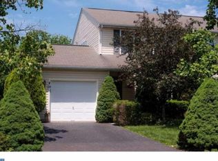 2058 Clover Mill Rd, Quakertown, PA 18951