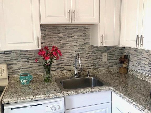 2nd image of 4521 Pinecrest Heights Dr