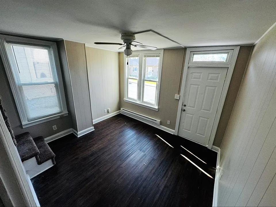 208 East Ave