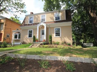 6214 Beechcrest Pl, Cincinnati, OH 45230