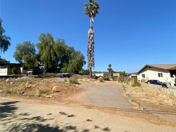 604 Momar Ln #2, Escondido, CA 92027