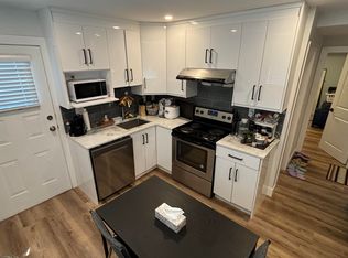 5291 Manor St, Burnaby, BC V5G 1B6