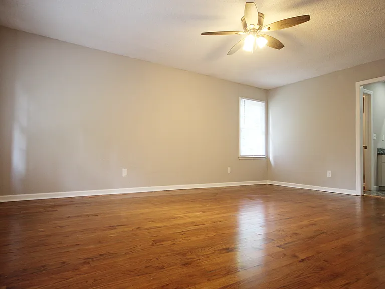 4525 Fox Creek Dr — Photo 29
